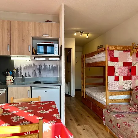 Appartement F2 Avec Très Belle Vue Montagne