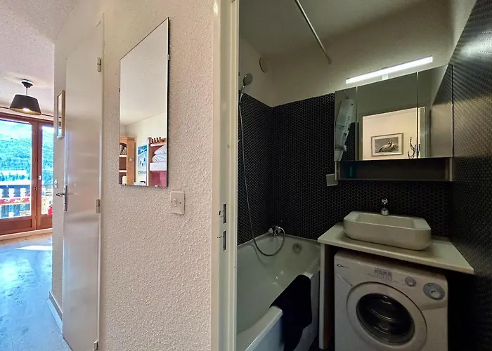 Appartement F2 Avec Très Belle Vue Montagne Barcelonnette