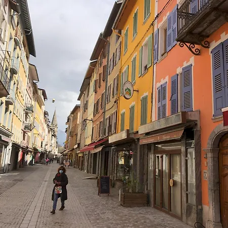 F2 Avec Tres Belle Vue Montagne Apartment Barcelonnette