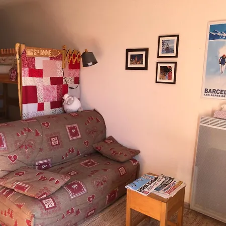 F2 Avec Tres Belle Vue Montagne Apartment *